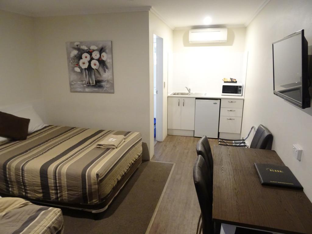 Centrepoint Motel Dubbo Exterior photo