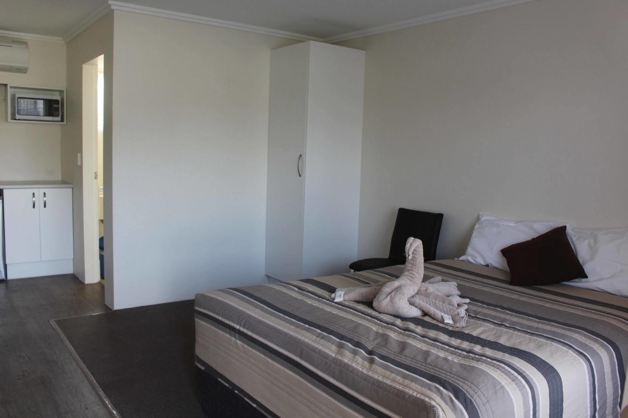 Centrepoint Motel Dubbo Exterior photo
