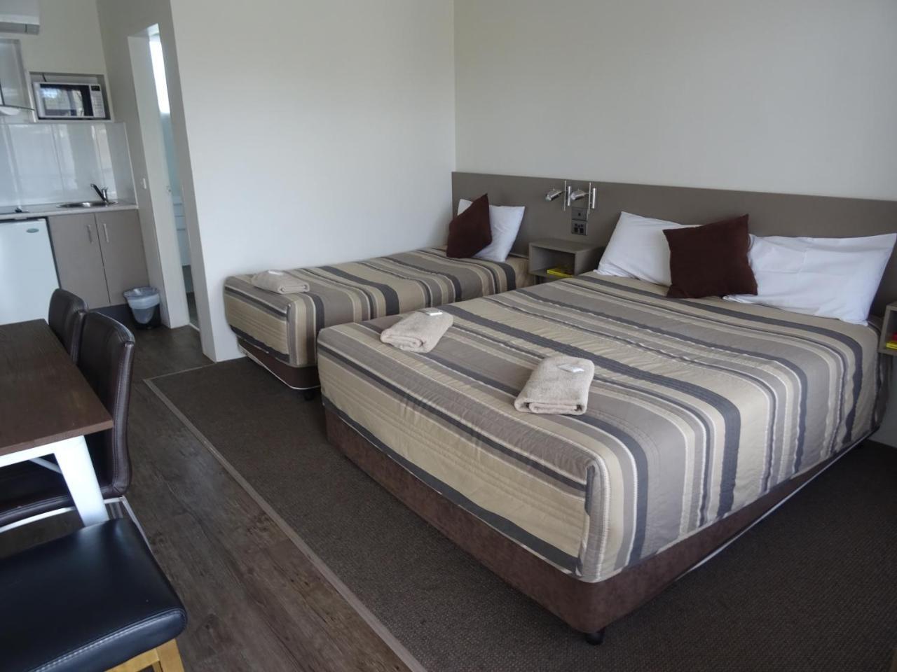 Centrepoint Motel Dubbo Exterior photo